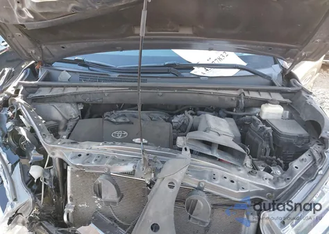 2018 Toyota Highlander Se из США, поврежденный, VIN 5TDKZRFH9JS527159